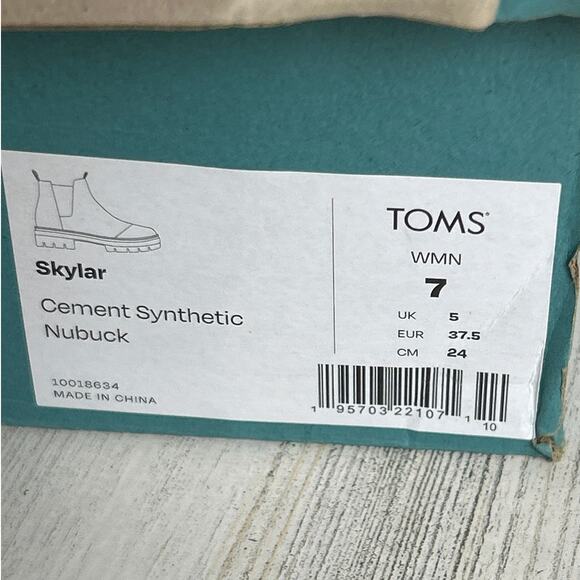 TOMS Womens 7 Skylar Gray Cement Pull-On Lug Sole Block Heel Ankle Boots NEW - Picture 9 of 9